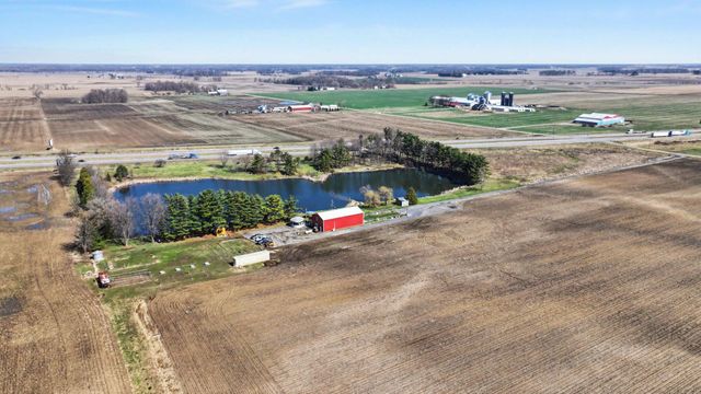 10647 Hawthorn Road, Plymouth, IN 46563