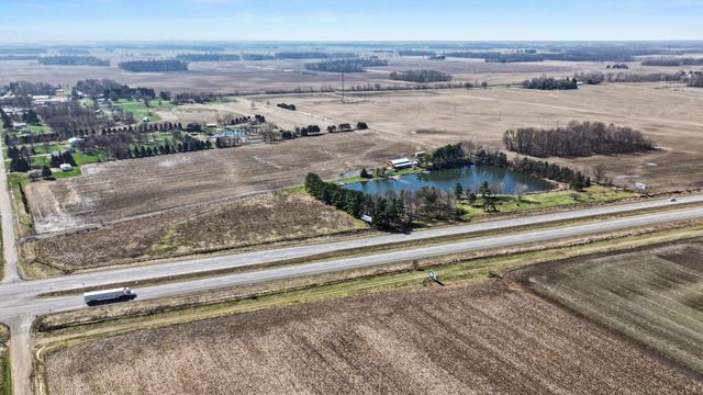 10647 Hawthorn Road, Plymouth, IN 46563