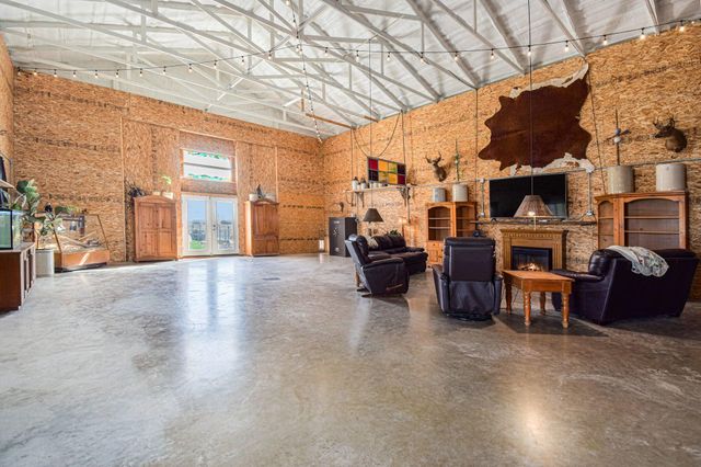 10647 Hawthorn Road, Plymouth, IN 46563