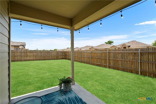 1037 Oxford Lane, Troy, TX 76579