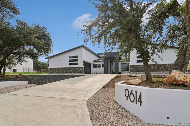9614 Midsomer Pl, San Antonio, TX 78255