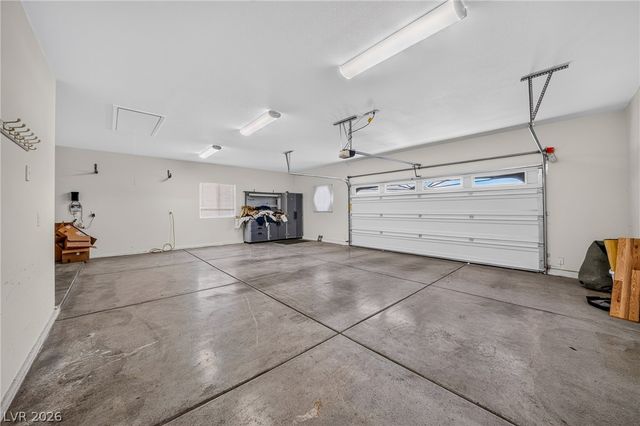 5360 Applewood Court, Pahrump, NV 89061