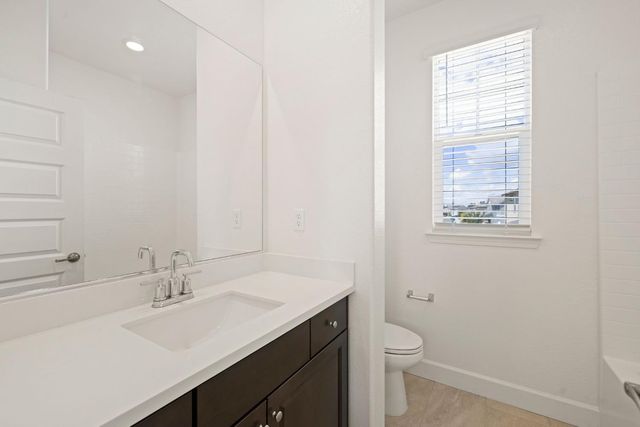 7941 Titan Dr, Antelope, CA 95843
