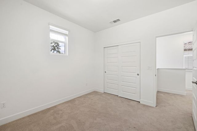 7941 Titan Dr, Antelope, CA 95843