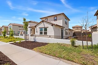 7941 Titan Dr, Antelope, CA 95843