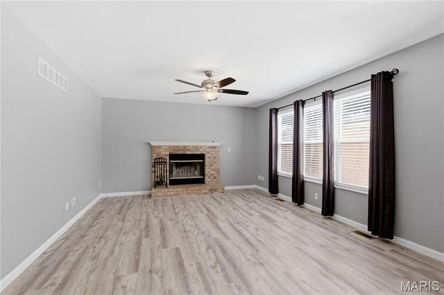 1027 Tower Park Drive, St Charles, MO 63304