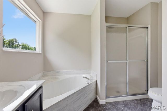 1027 Tower Park Drive, St Charles, MO 63304