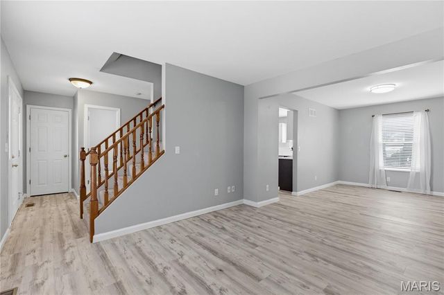 1027 Tower Park Drive, St Charles, MO 63304