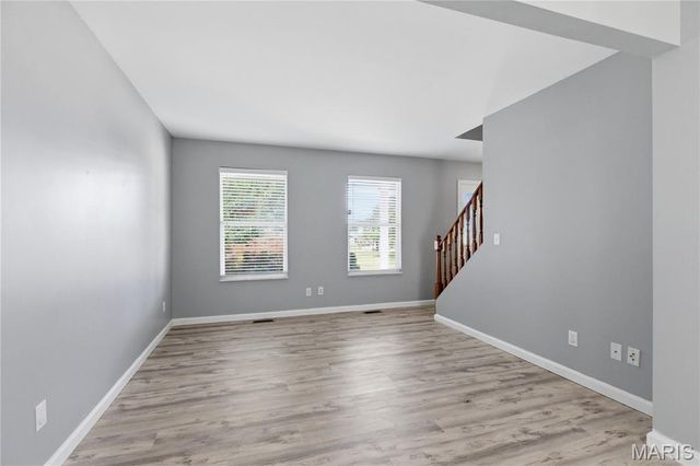 1027 Tower Park Drive, St Charles, MO 63304
