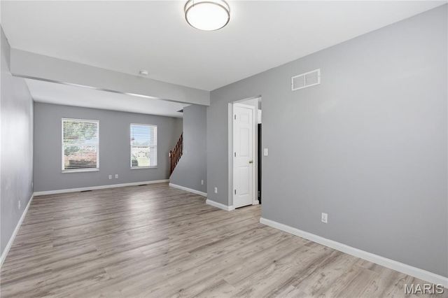1027 Tower Park Drive, St Charles, MO 63304