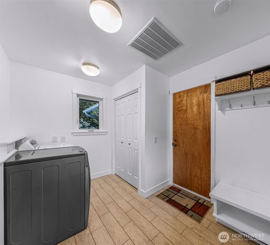 8120 Kitamat Way, Blaine, WA 98230