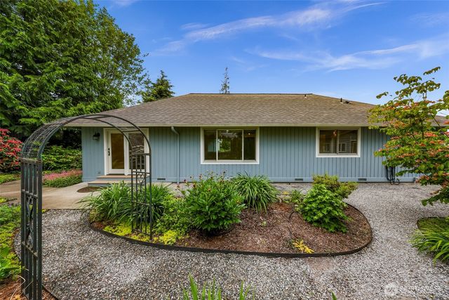 8120 Kitamat Way, Blaine, WA 98230