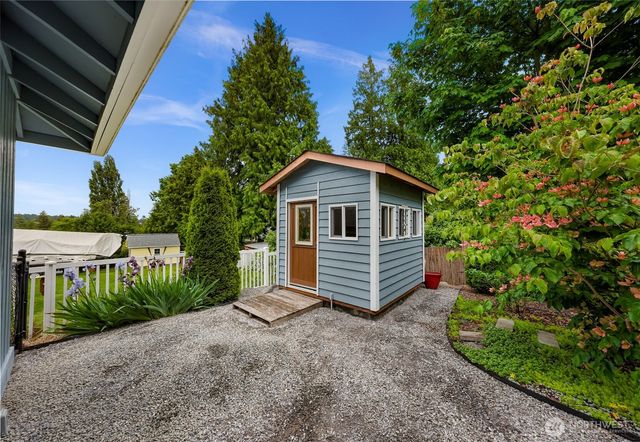 8120 Kitamat Way, Blaine, WA 98230