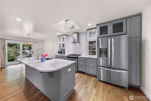 8120 Kitamat Way, Blaine, WA 98230