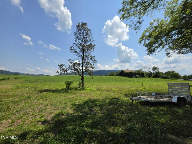 453 Aj Willis Road, Jonesborough, TN 37659