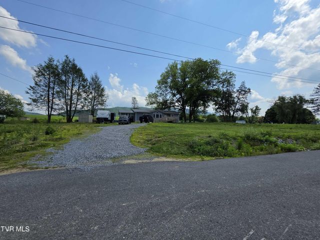 453 Aj Willis Road, Jonesborough, TN 37659