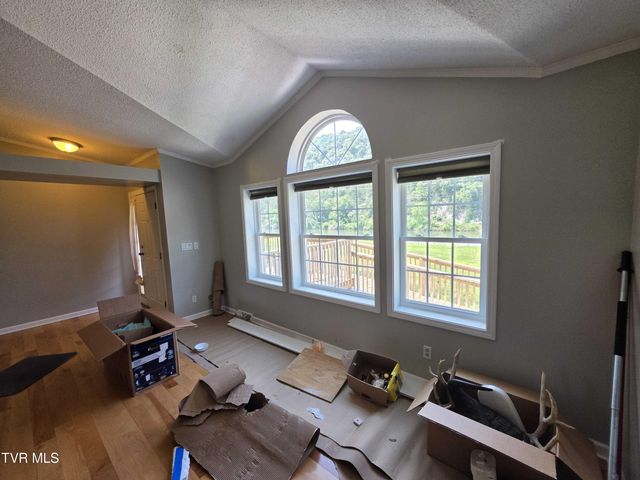 453 Aj Willis Road, Jonesborough, TN 37659