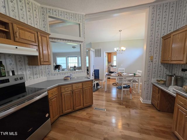 453 Aj Willis Road, Jonesborough, TN 37659