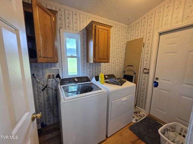 453 Aj Willis Road, Jonesborough, TN 37659