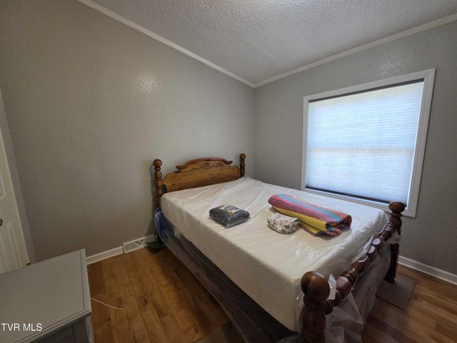 453 Aj Willis Road, Jonesborough, TN 37659