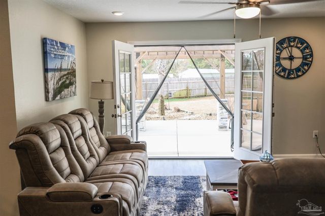 957 Lovebird Ct, Pensacola, FL 32534