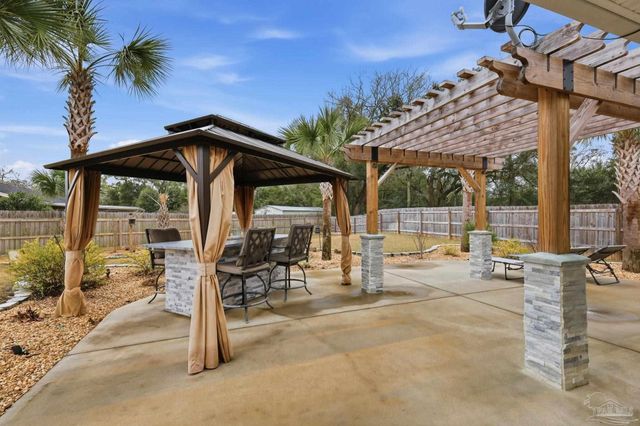 957 Lovebird Ct, Pensacola, FL 32534