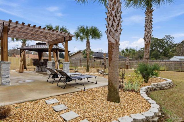 957 Lovebird Ct, Pensacola, FL 32534