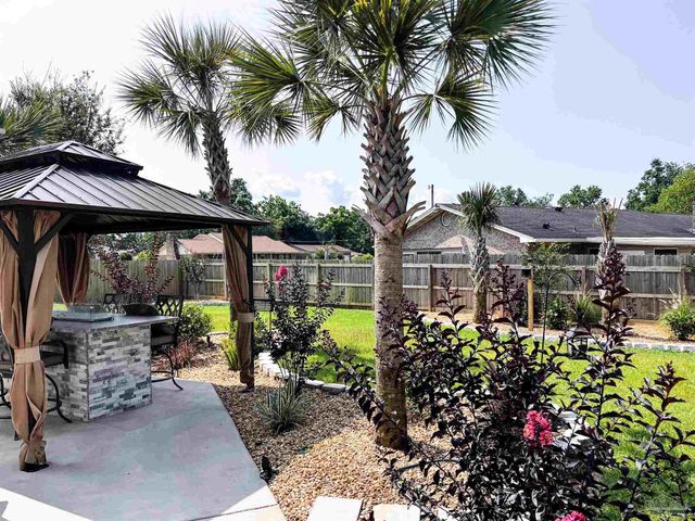 957 Lovebird Ct, Pensacola, FL 32534