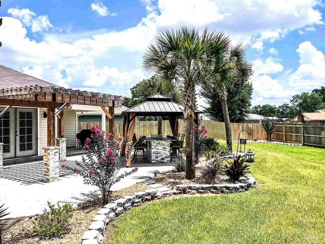 957 Lovebird Ct, Pensacola, FL 32534