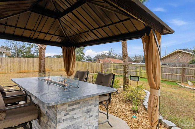 957 Lovebird Ct, Pensacola, FL 32534