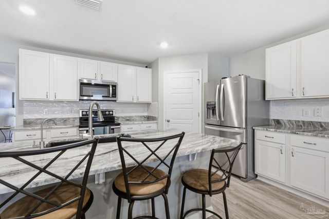 957 Lovebird Ct, Pensacola, FL 32534