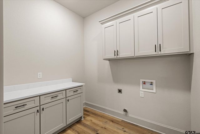 16618 Meadow Crest Dr., Lindale, TX 75771