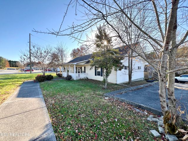 1117 Oak Cluster Drive, Sevierville, TN 37862