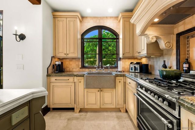 730 Stratford Ct, Del Mar, CA 92014