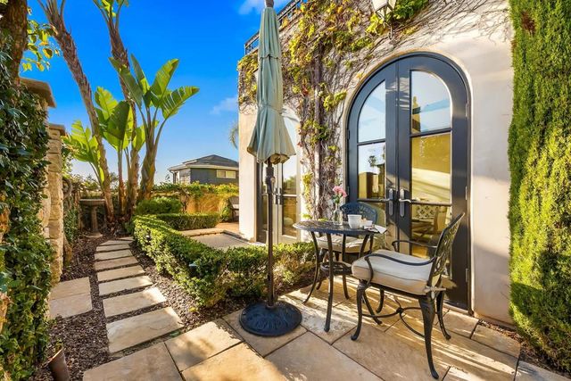 730 Stratford Ct, Del Mar, CA 92014