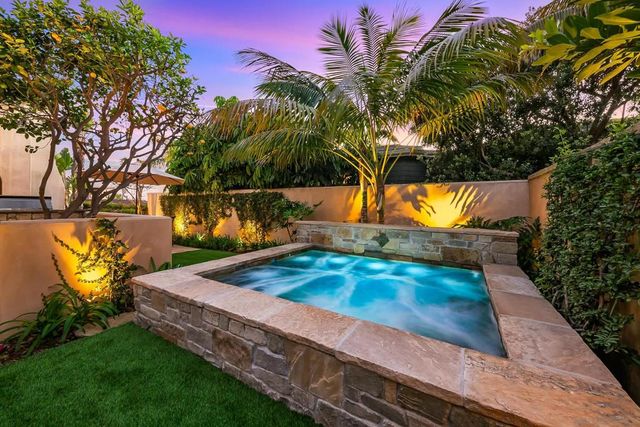 730 Stratford Ct, Del Mar, CA 92014