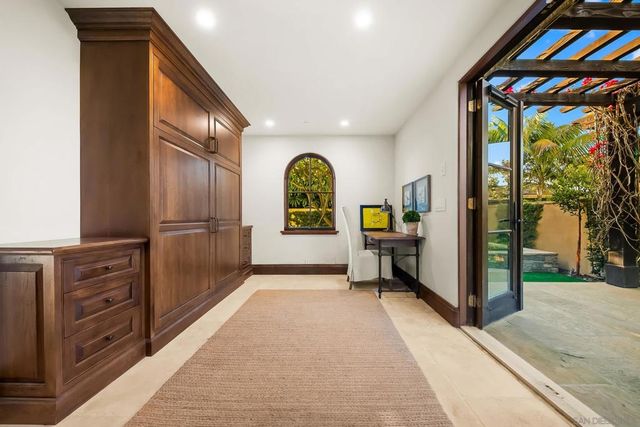 730 Stratford Ct, Del Mar, CA 92014