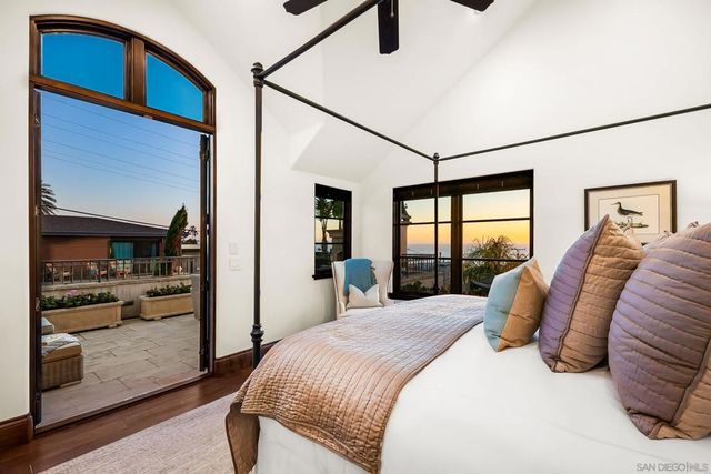 730 Stratford Ct, Del Mar, CA 92014
