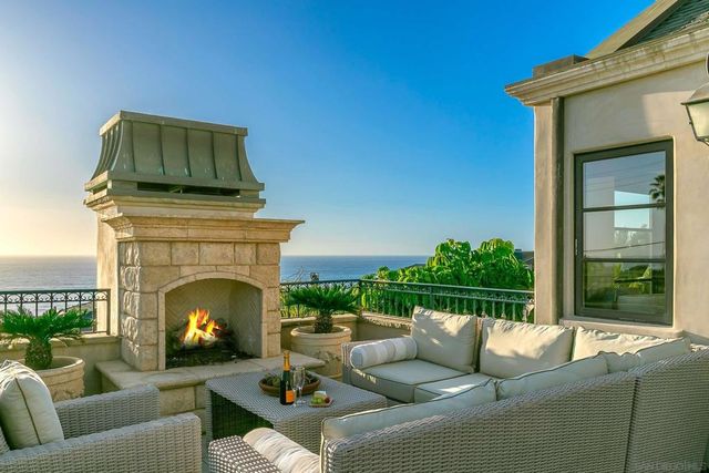 730 Stratford Ct, Del Mar, CA 92014