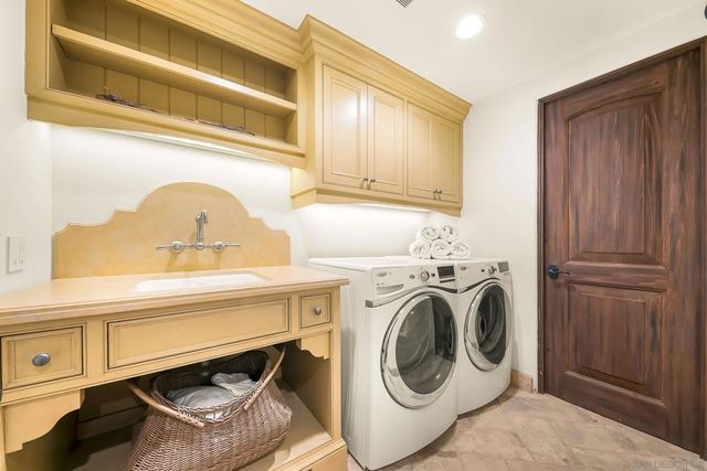 730 Stratford Ct, Del Mar, CA 92014