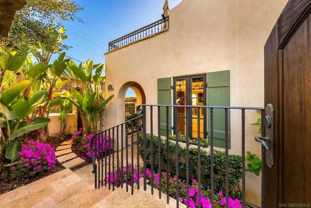 730 Stratford Ct, Del Mar, CA 92014