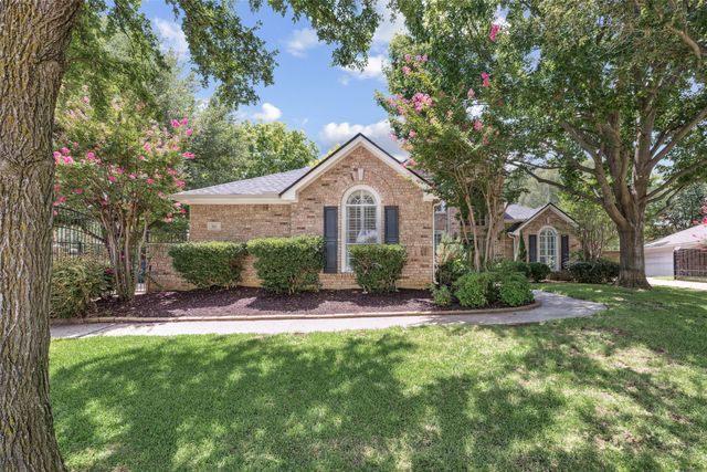 614 Heatherglen Drive, Southlake, TX 76092