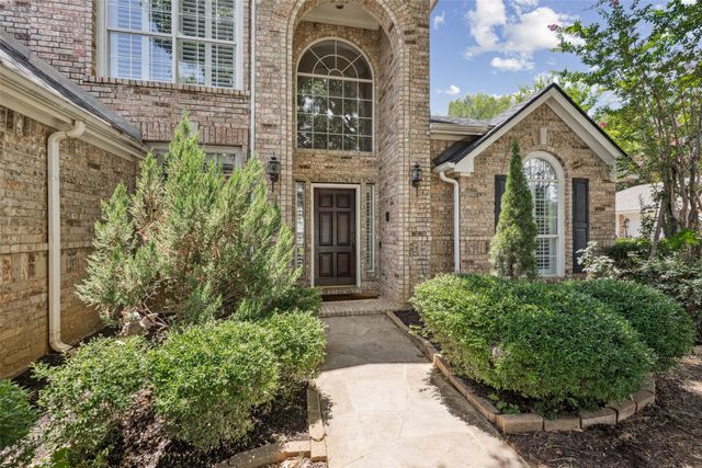 614 Heatherglen Drive, Southlake, TX 76092