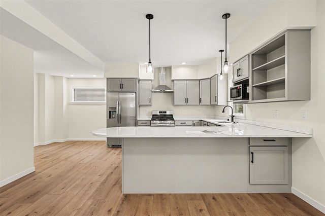 1032 Arlington Avenue, Grand Haven, MI 49417