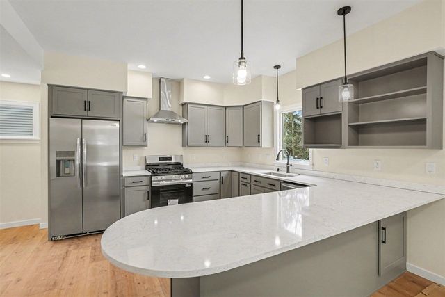 1032 Arlington Avenue, Grand Haven, MI 49417
