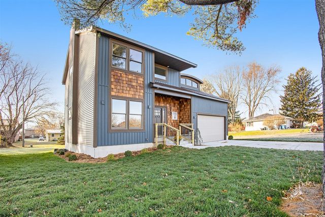 1032 Arlington Avenue, Grand Haven, MI 49417