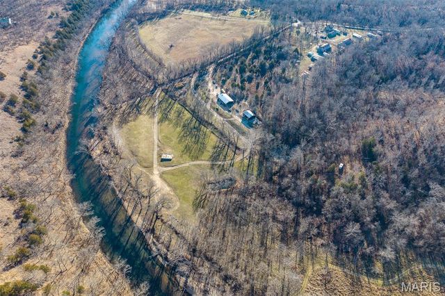 30633 MARIGOLD, Lebanon, MO 65536