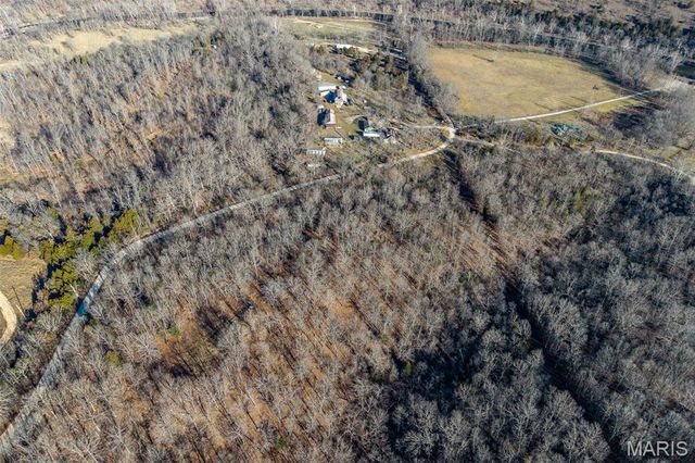 30633 MARIGOLD, Lebanon, MO 65536