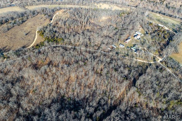 30633 MARIGOLD, Lebanon, MO 65536