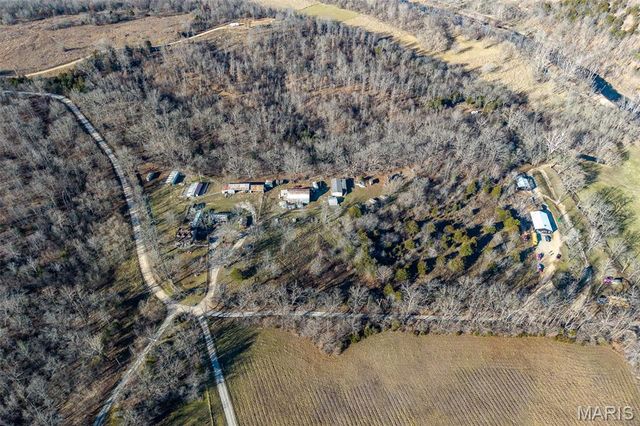 30633 MARIGOLD, Lebanon, MO 65536